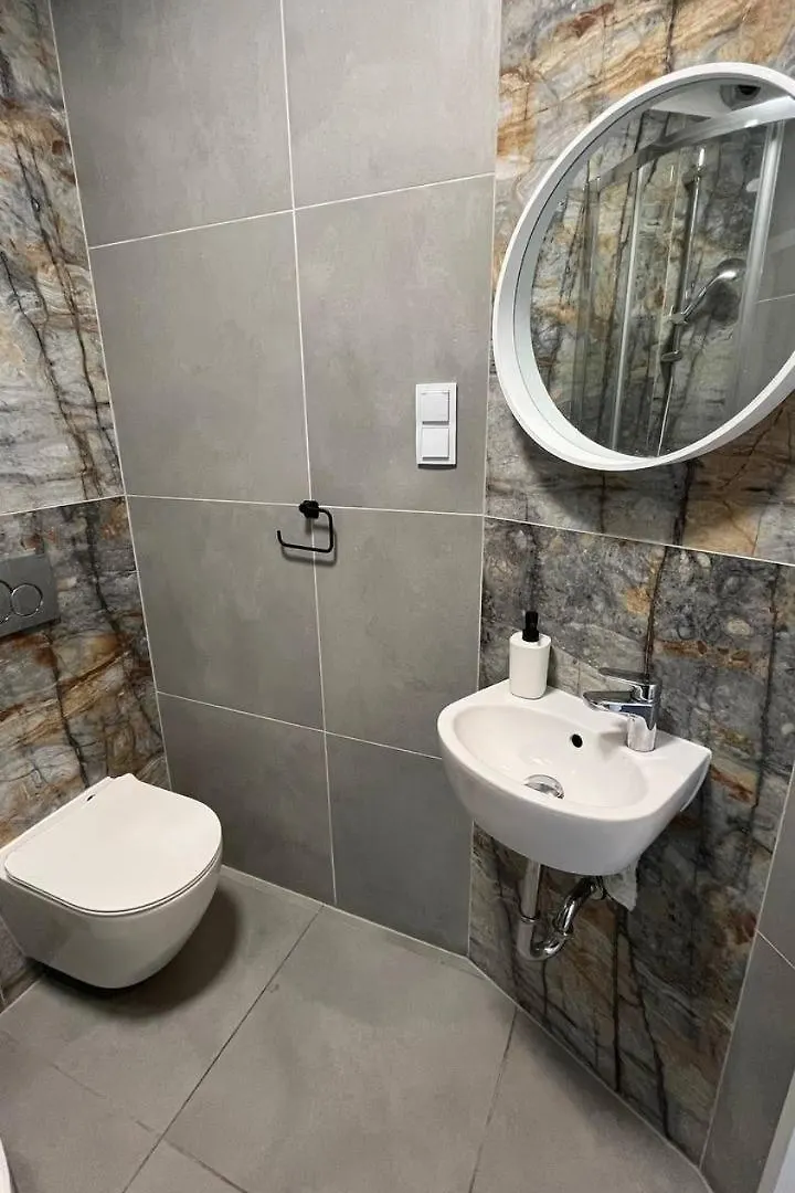 Comfy, Nice And Small Room In Kraków 0*,
