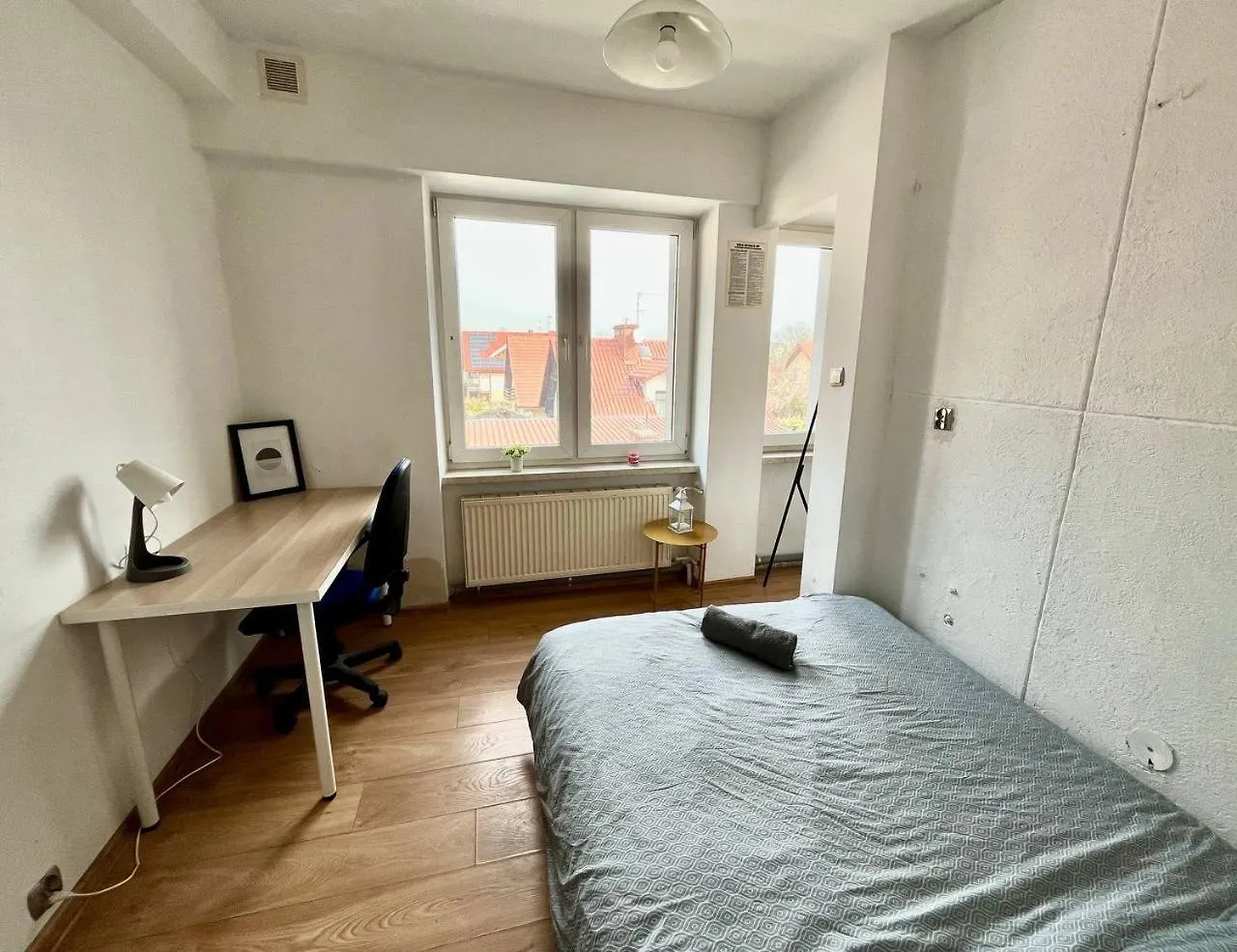 Comfy, Nice And Small Room In Kraków Polska