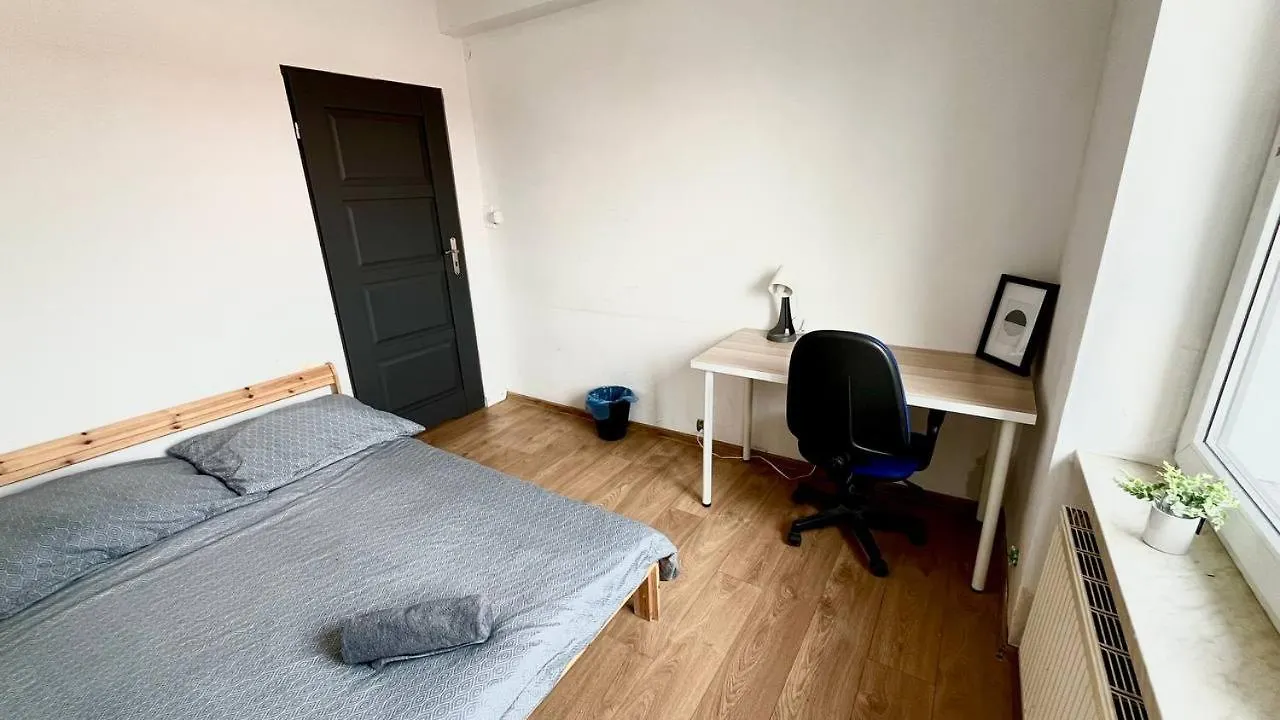 Comfy, Nice And Small Room In Kraków 0*,